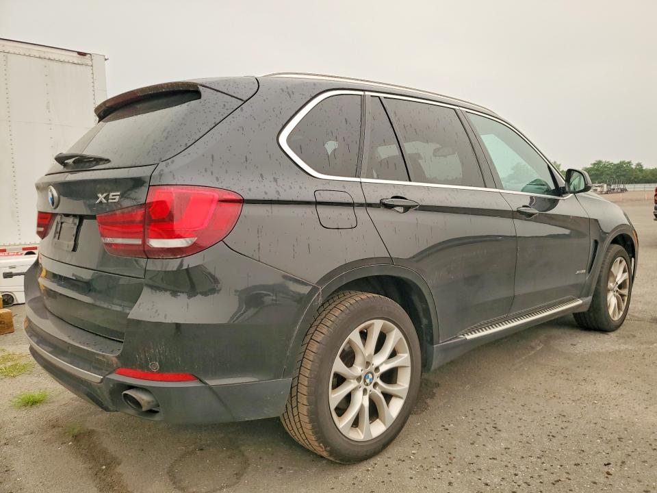 61330786 :رقم المزاد ، 5UXKR0C56F0K71111 vin ، 2015 Bmw X5 مزاد بيع