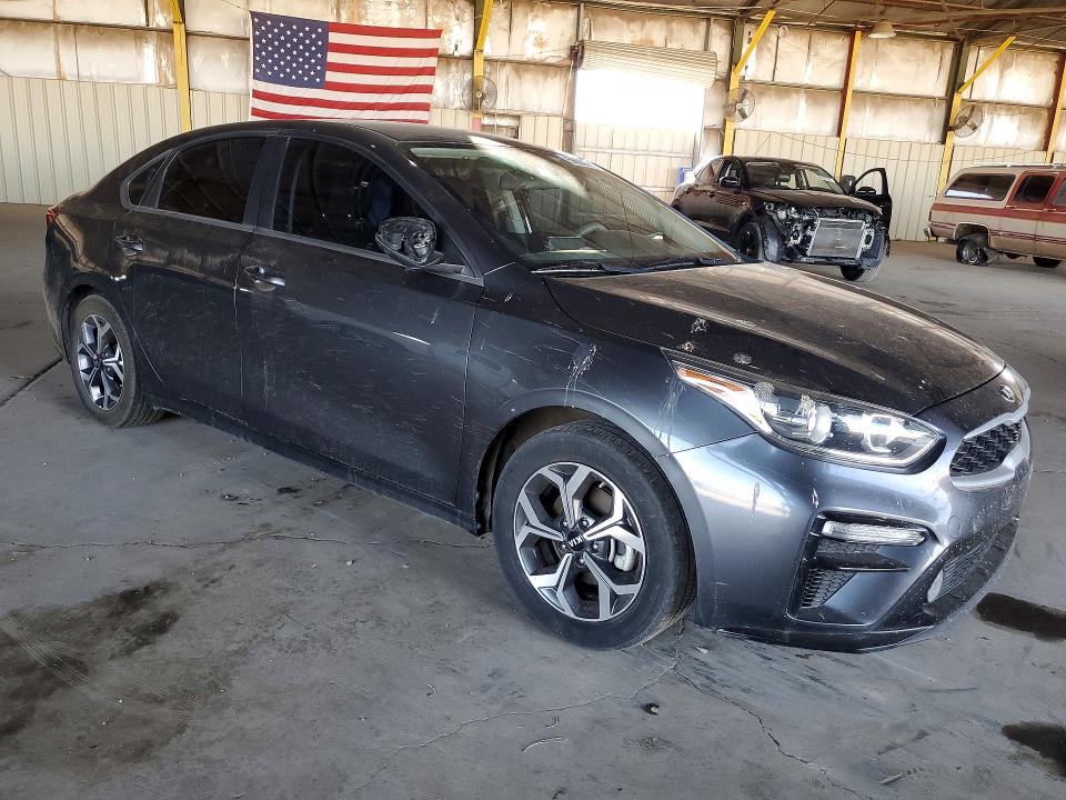 60604856 :رقم المزاد ، 3KPF24AD7ME387625 vin ، 2021 Kia Forte مزاد بيع