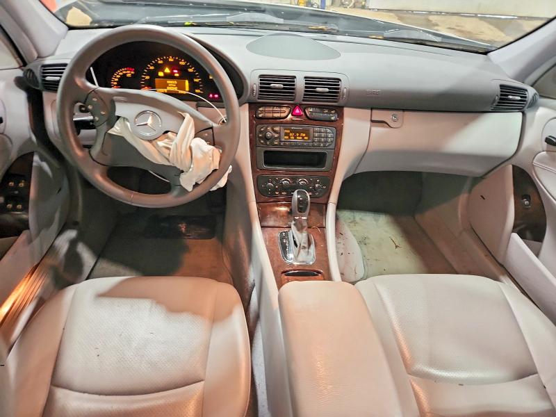 60903656 :رقم المزاد ، WDBRH81J83F372062 vin ، 2003 Mercedes-benz C مزاد بيع