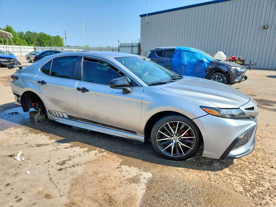 Продажа на аукционе авто 2021 Toyota Camry, vin: 4T1G11AK0MU520615, номер лота: 62502266