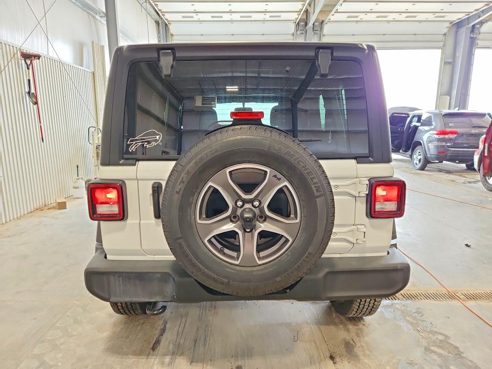 Продажа на аукционе авто 2022 Jeep Wrangler Unlimited, vin: 1C4HJXDG2NW133962, номер лота: 62341166