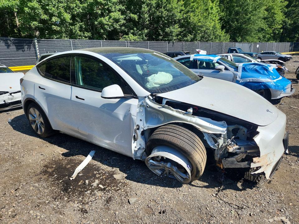Aukcja sprzedaży 2024 Tesla Model Y, vin: 7SAYGDEEXRA259040, numer aukcji: 63001316