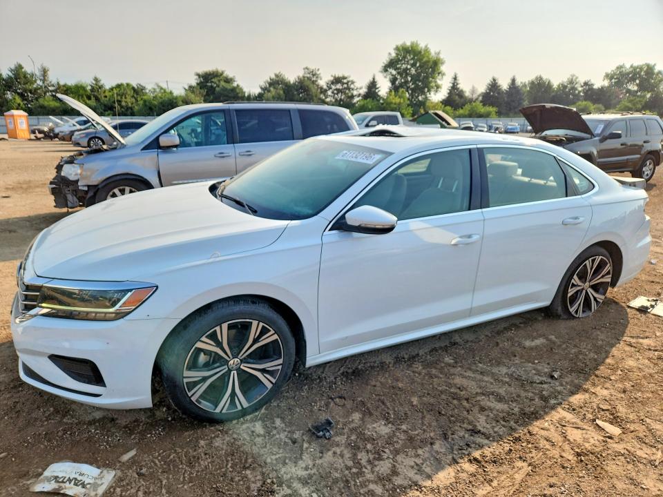 2021 Volkswagen Passat მანქანა იყიდება აუქციონზე, vin: 1VWSA7A33MC003029, აუქციონის ნომერი: 61132196