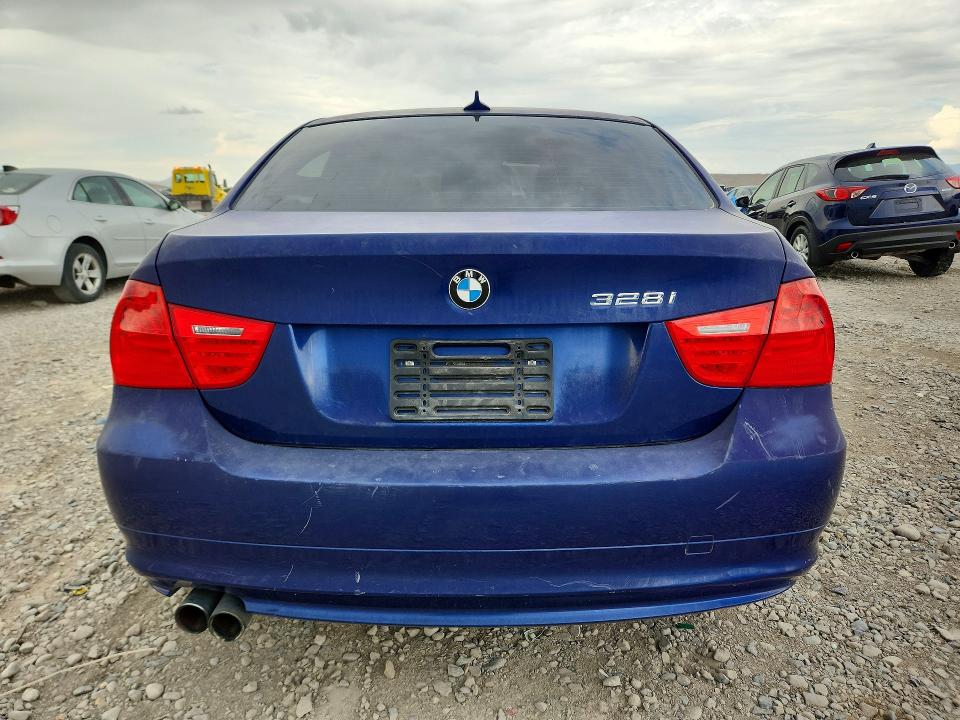 2011 Bmw 328 მანქანა იყიდება აუქციონზე, vin: WBAPK7C5XBA972756, აუქციონის ნომერი: 62459766