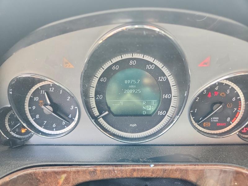 61917476 :رقم المزاد ، WDDHF8HB1BA451883 vin ، 2011 Mercedes-benz E مزاد بيع