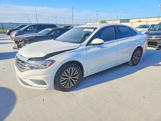 62906346 :رقم المزاد ، 3VWC57BU6MM013276 vin ، 2021 Volkswagen Jetta مزاد بيع