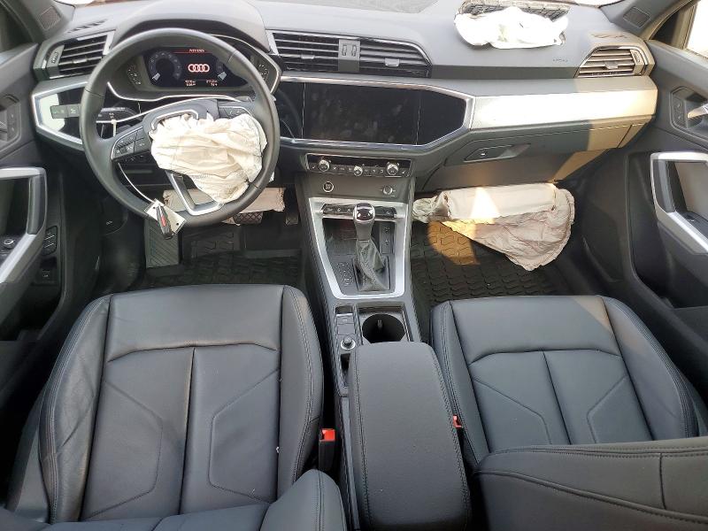 62312736 :رقم المزاد ، WA1EECF35P1117145 vin ، 2023 Audi Q3 مزاد بيع