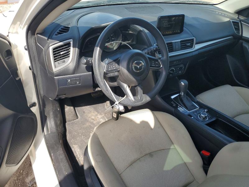 61067426 :رقم المزاد ، 3MZBN1K71HM102844 vin ، 2017 Mazda 3 مزاد بيع