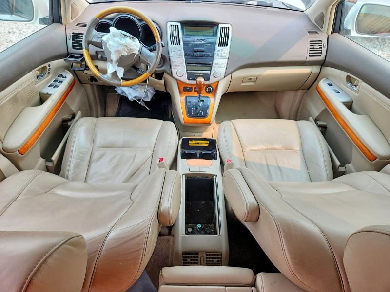 61113706 :رقم المزاد ، 2T2HK31U09C101165 vin ، 2009 Lexus Rx مزاد بيع