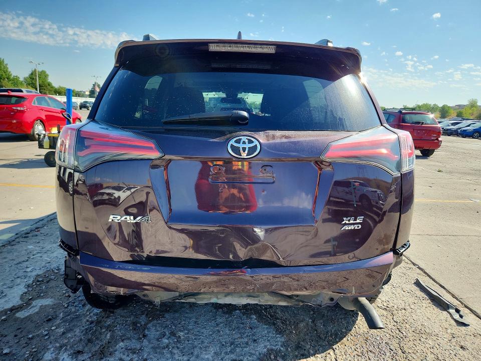 Aukcja sprzedaży 2017 Toyota Rav4, vin: 2T3RFREV8HW589904, numer aukcji: 61732526