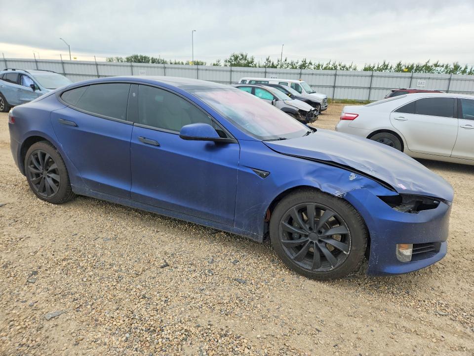 59712776 :رقم المزاد ، 5YJSA1E24HF223290 vin ، 2017 Tesla Model S مزاد بيع