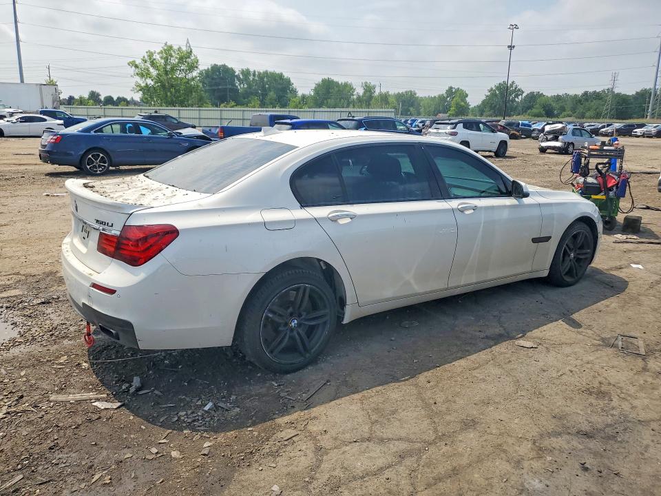Продажа на аукционе авто 2013 Bmw 750, vin: WBAYE8C55DD132113, номер лота: 60641416