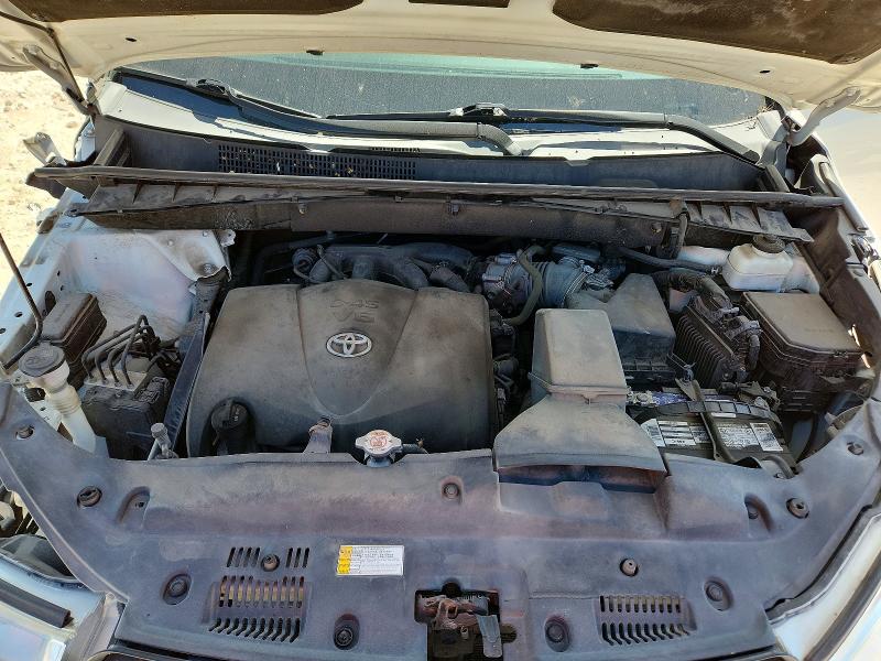 60527046 :رقم المزاد ، 5TDKZRFH2KS369457 vin ، 2019 Toyota Highlander مزاد بيع