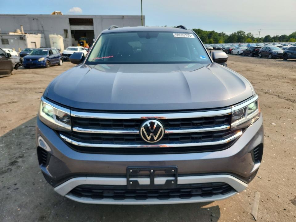 60683136 :رقم المزاد ، 1V2HR2CA5NC516707 vin ، 2022 Volkswagen Atlas مزاد بيع
