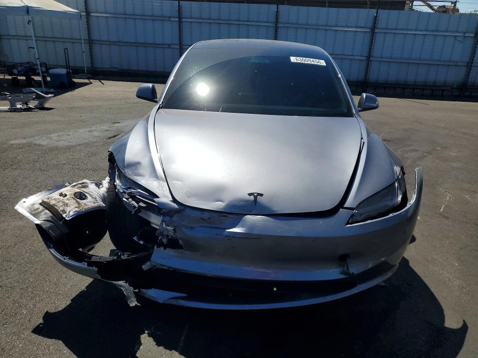 2026 Tesla Model 3 მანქანა იყიდება აუქციონზე, vin: 5YJ3E1EAXTF201366, აუქციონის ნომერი: 63009456