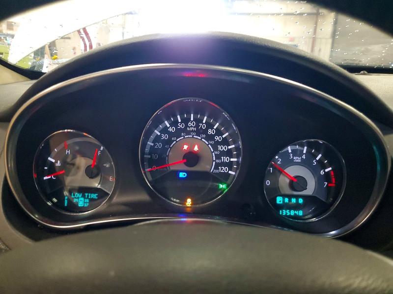 62833186 :رقم المزاد ، 1C3BC1FB2BN549627 vin ، 2011 Chrysler 200 مزاد بيع
