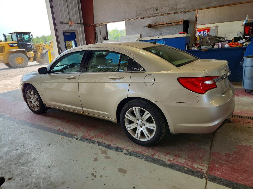 Продаж на аукціоні авто 2013 Chrysler 200, vin: 1C3CCBBB9DN615092, номер лоту: 60946126