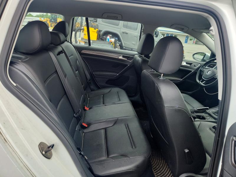 62641986 :رقم المزاد ، 3VWH17AU4HM530455 vin ، 2017 Volkswagen Golf Alltrack مزاد بيع