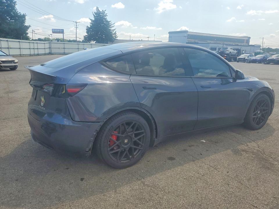 59854466 :رقم المزاد ، 7SAYGDEF2NF399024 vin ، 2022 Tesla Model Y مزاد بيع