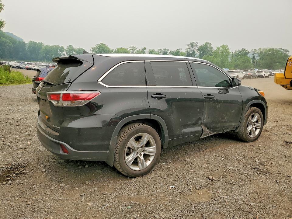 61061826 :رقم المزاد ، 5TDDKRFH2FS181976 vin ، 2015 Toyota Highlander مزاد بيع