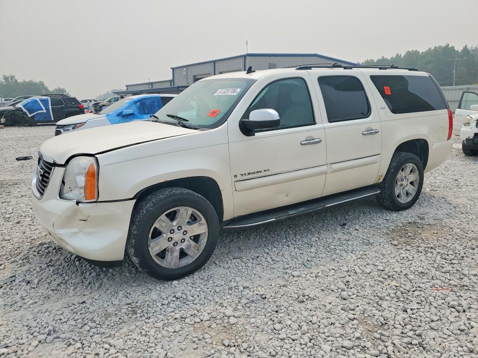 61320706 :رقم المزاد ، 1GKFK16348R215260 vin ، 2008 Gmc Yukon Xl مزاد بيع