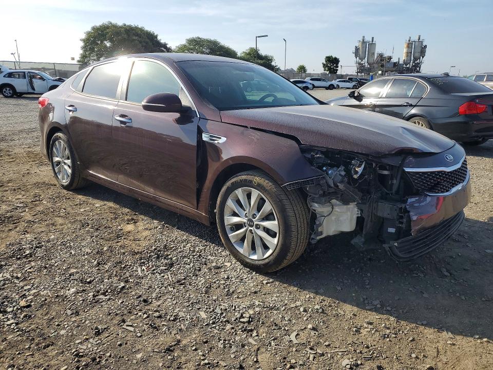 Aukcja sprzedaży 2017 Kia Optima, vin: 5XXGT4L3XHG141364, numer aukcji: 63020156