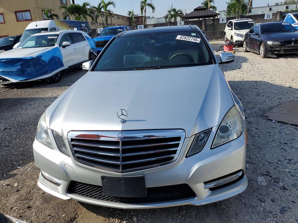 62622746 :رقم المزاد ، WDDHF5KB9CA631881 vin ، 2012 Mercedes-benz E مزاد بيع
