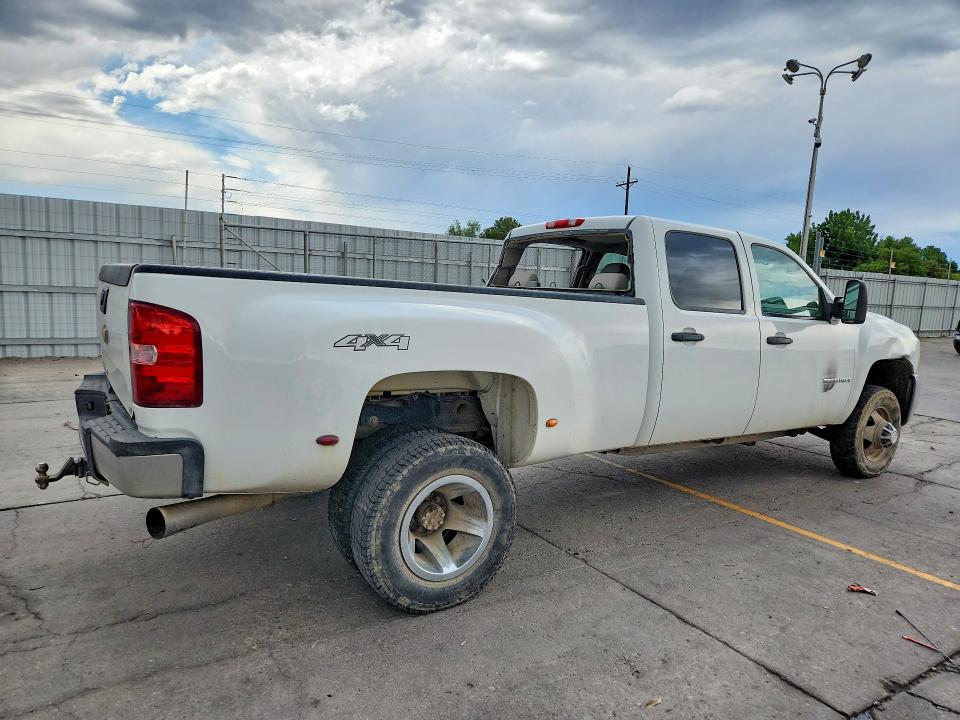60208526 :رقم المزاد ، 1GCJK33617F540626 vin ، 2007 Chevrolet Silverado مزاد بيع