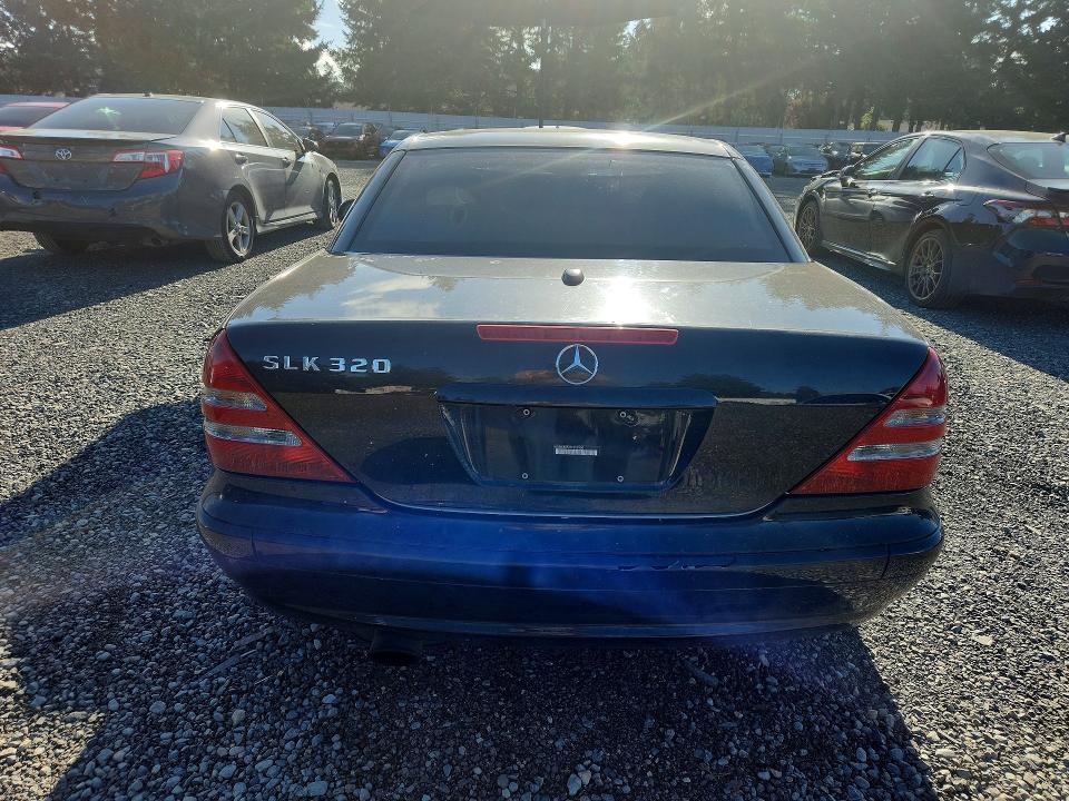 2001 Mercedes-benz Slk მანქანა იყიდება აუქციონზე, vin: WDBKK65F31F209930, აუქციონის ნომერი: 62531896