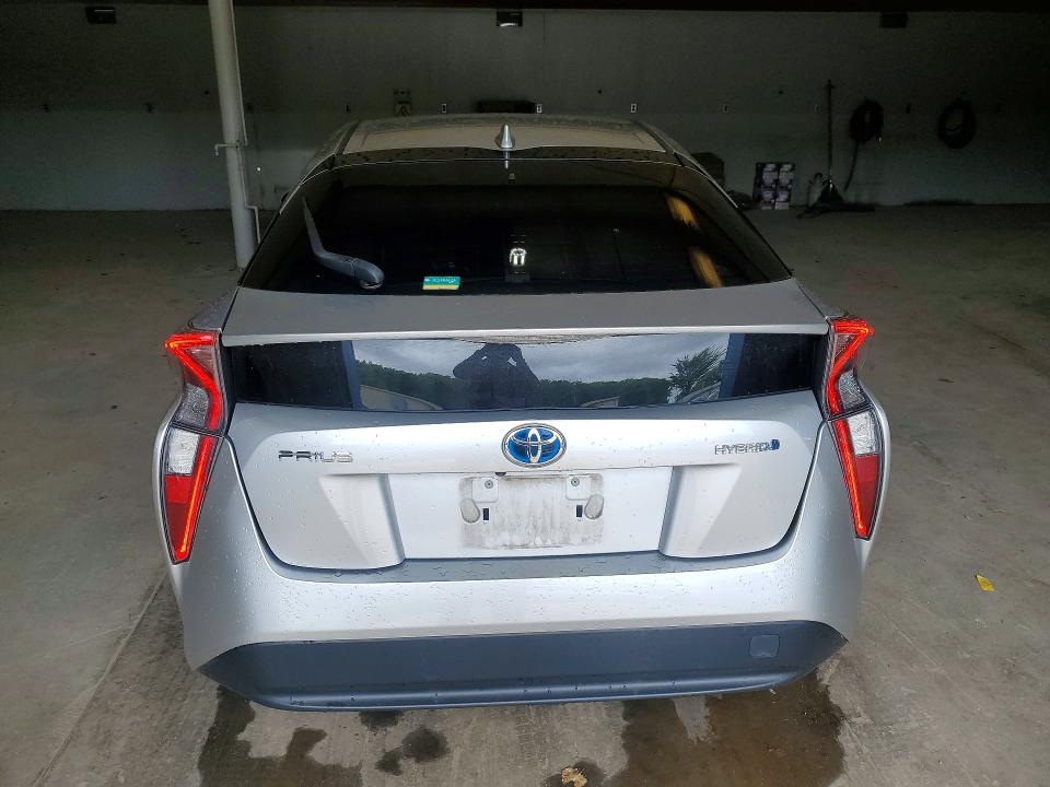 60069526 :رقم المزاد ، JTDKARFU1G3016141 vin ، 2016 Toyota Prius مزاد بيع