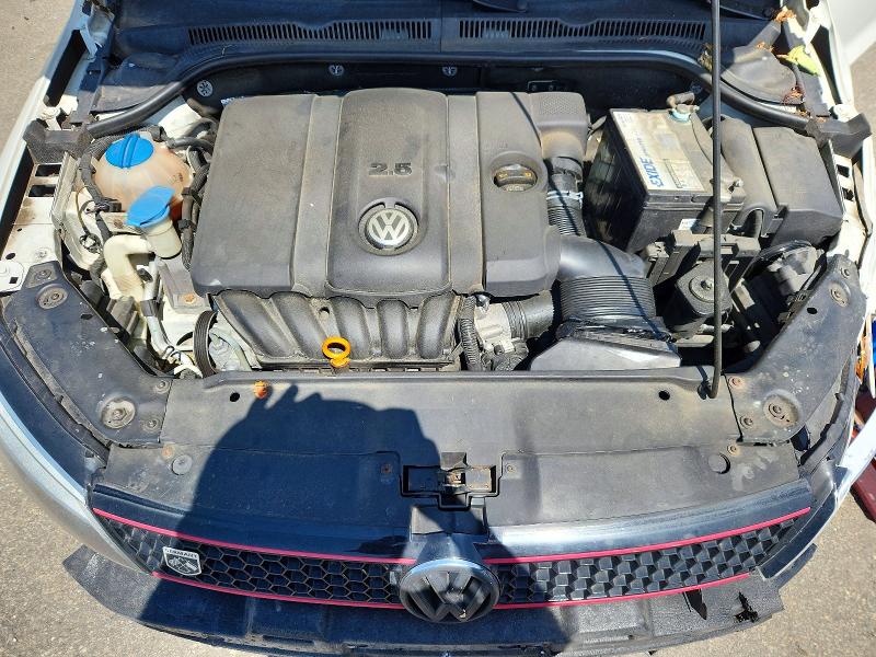 61682646 :رقم المزاد ، 3VWDP7AJ5DM210302 vin ، 2013 Volkswagen Jetta مزاد بيع