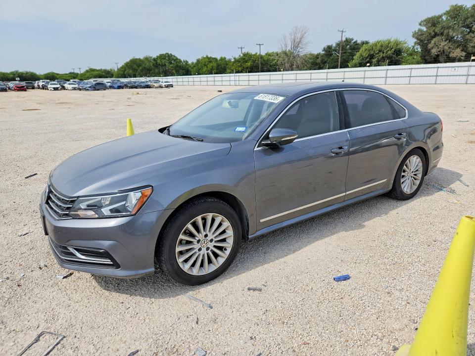 2016 Volkswagen Passat მანქანა იყიდება აუქციონზე, vin: 1VWBS7A36GC061590, აუქციონის ნომერი: 61817336