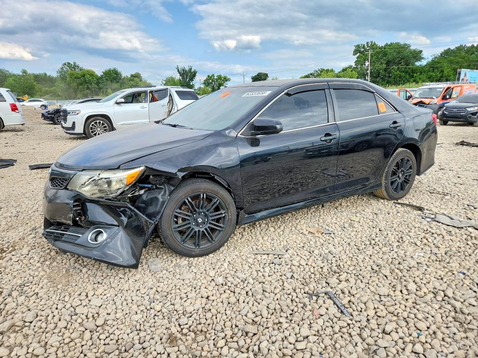 2014 Toyota Camry მანქანა იყიდება აუქციონზე, vin: 4T1BF1FK2EU734947, აუქციონის ნომერი: 62333656
