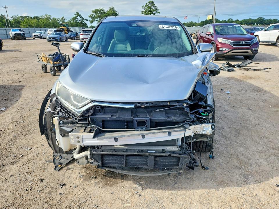 Aukcja sprzedaży 2018 Honda Cr-v, vin: 7FARW1H52JE051115, numer aukcji: 61040956