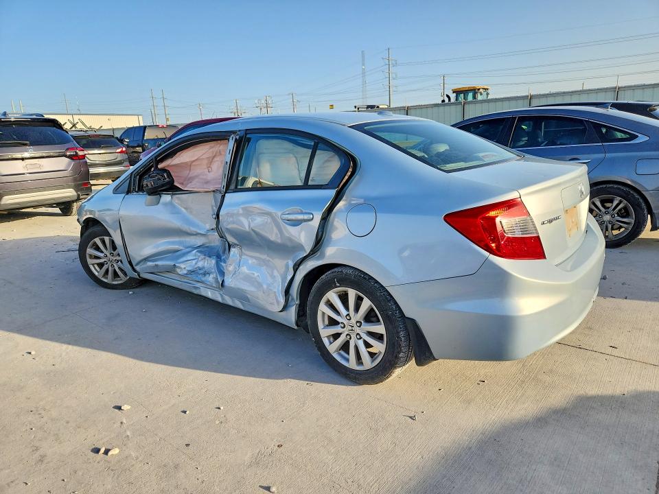 2012 Honda Civic მანქანა იყიდება აუქციონზე, vin: 2HGFB2F98CH505839, აუქციონის ნომერი: 61859616