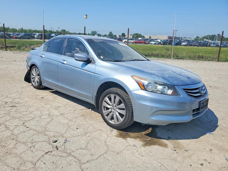 Продажа на аукционе авто 2011 Honda Accord, vin: 1HGCP2F73BA145475, номер лота: 61247796