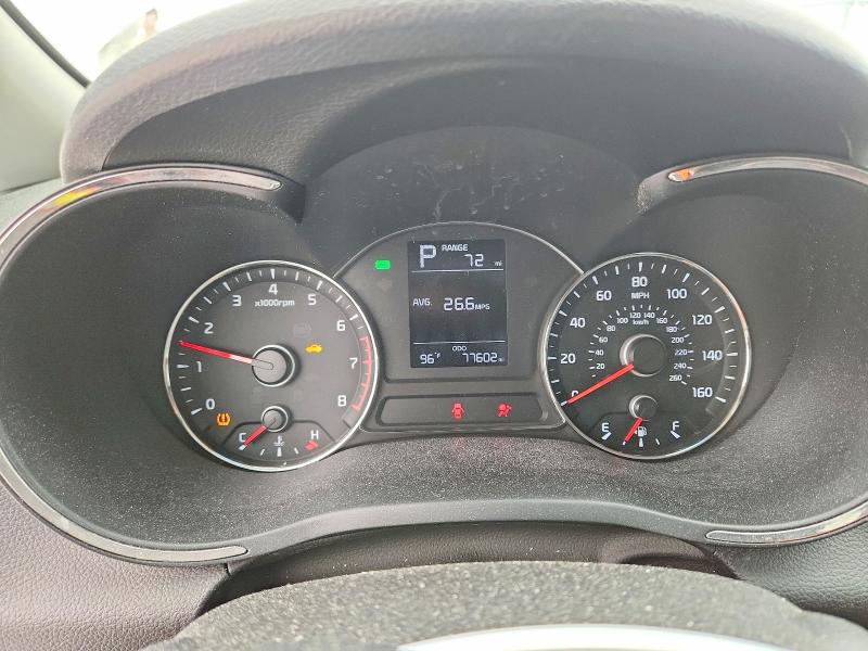 62450476 :رقم المزاد ، 3KPFK4A73JE214299 vin ، 2018 Kia Forte مزاد بيع