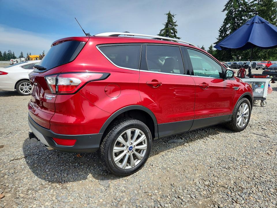 Продажа на аукционе авто 2018 Ford Escape, vin: 1FMCU9J94JUD05798, номер лота: 61726546