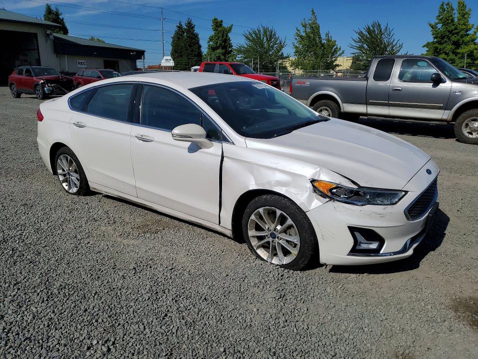 2019 Ford Fusion მანქანა იყიდება აუქციონზე, vin: 3FA6P0SU6KR236182, აუქციონის ნომერი: 60072236
