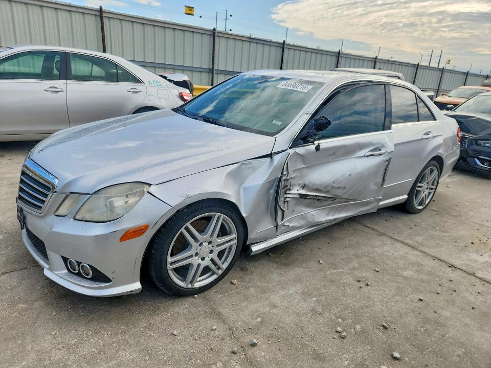 2010 Mercedes-benz E მანქანა იყიდება აუქციონზე, vin: WDDHF5GB2AA135729, აუქციონის ნომერი: 60690216