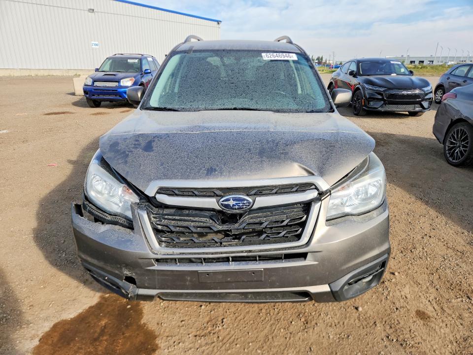62646946 :رقم المزاد ، JF2SJEDC9HH574361 vin ، 2017 Subaru Forester مزاد بيع