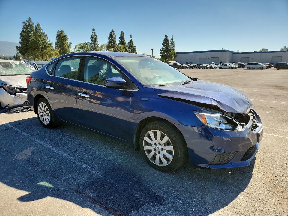 Продажа на аукционе авто 2017 Nissan Sentra, vin: 3N1AB7AP6HY288551, номер лота: 85983445
