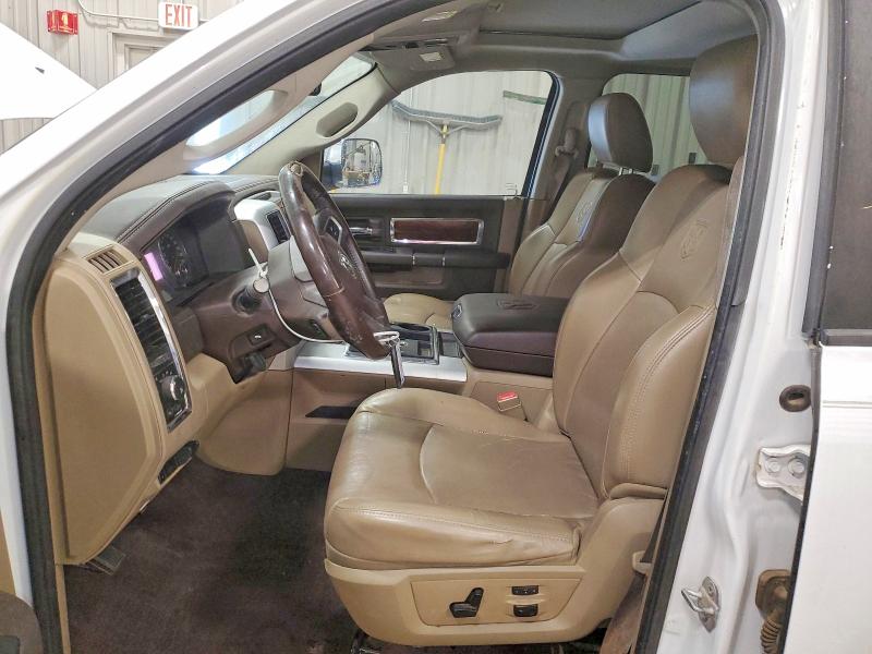61620996 :رقم المزاد ، 1D7RB1CT8BS530422 vin ، 2011 Dodge Ram 1500 مزاد بيع