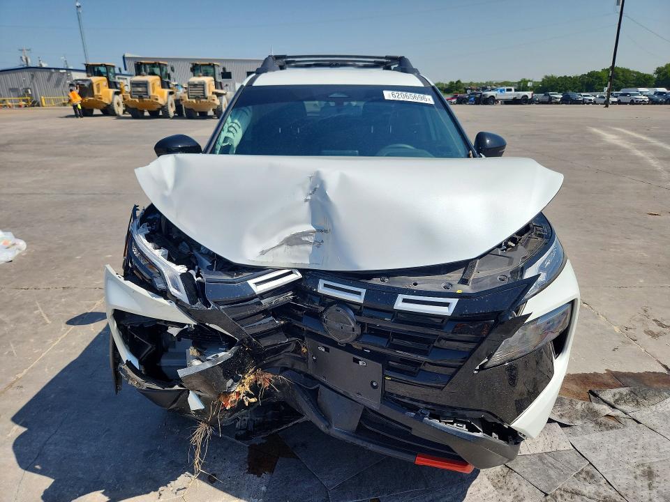 62065696 :رقم المزاد ، 5N1BT3BB1TC697239 vin ، 2026 Nissan Rogue مزاد بيع