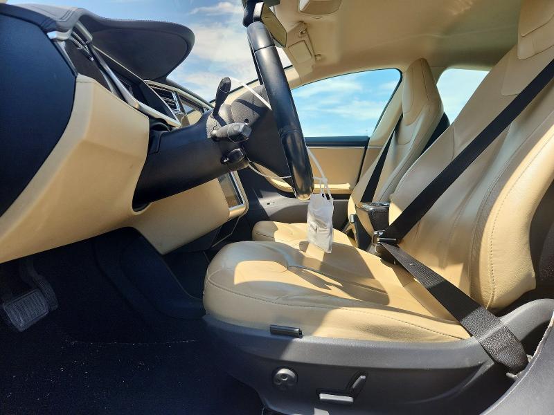 Продажа на аукционе авто 2013 Tesla Model S, vin: 5YJSA1DN9DFP07977, номер лота: 61159226