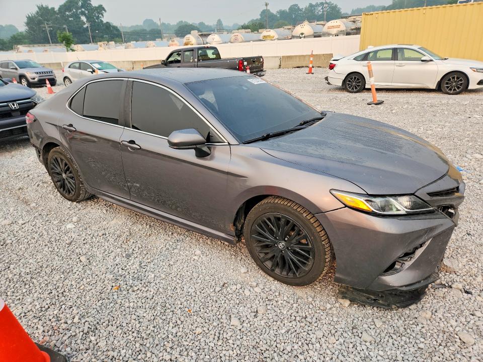 2019 Toyota Camry მანქანა იყიდება აუქციონზე, vin: 4T1B11HK2KU273627, აუქციონის ნომერი: 61334336