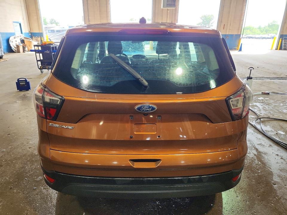 Продаж на аукціоні авто 2017 Ford Escape, vin: 1FMCU0F70HUA60544, номер лоту: 61002256