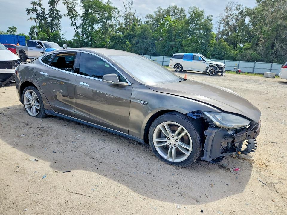 Продаж на аукціоні авто 2015 Tesla Model S, vin: 5YJSA1E23FF110220, номер лоту: 58924306