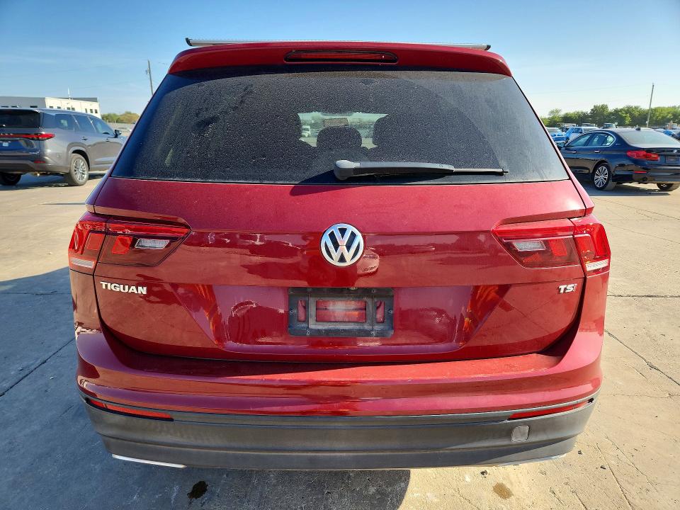 2018 Volkswagen Tiguan მანქანა იყიდება აუქციონზე, vin: 3VV1B7AX3JM191903, აუქციონის ნომერი: 62945476