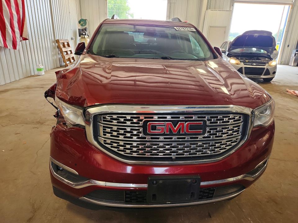 62787216 :رقم المزاد ، 1GKKNXLSXHZ256125 vin ، 2017 Gmc Acadia مزاد بيع